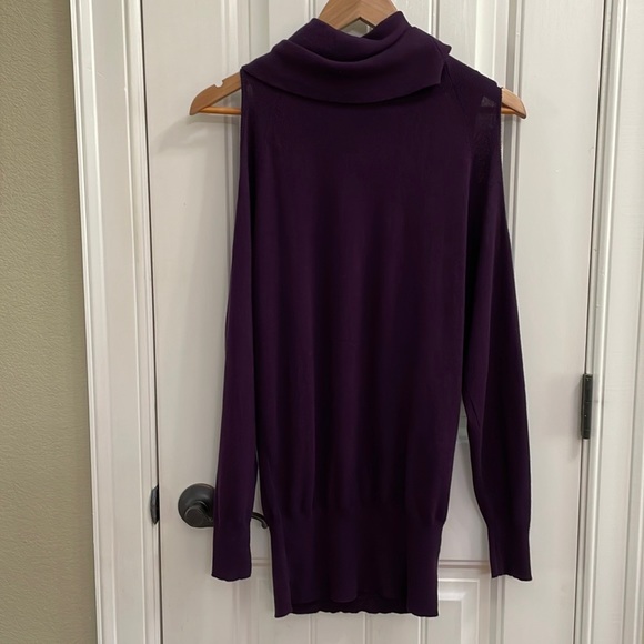 💜The Limited purple cold shoulder cowl neck sweater. S - Picture 5 of 8